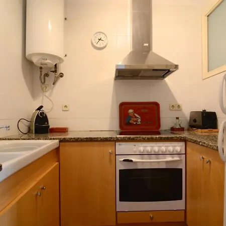 Holiday home Les Palmeres 8 *